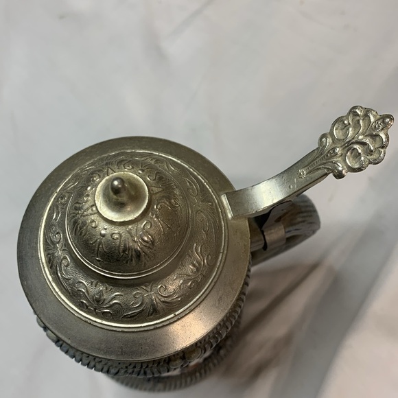 Vintage Made in Germany original king Beer Mug 12 oz guitar player Castle Lid - Picture 9 of 9